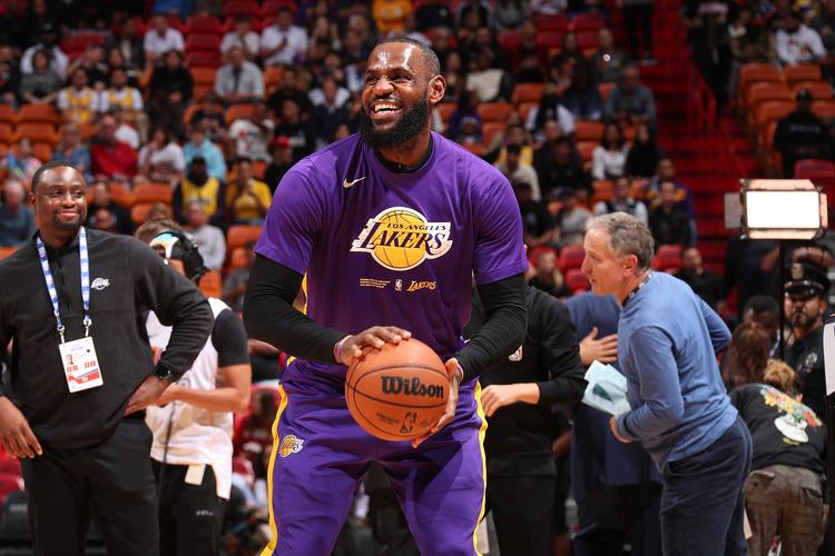 曼城对布莱顿比分