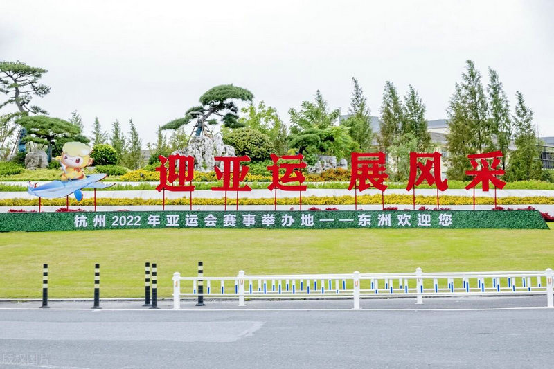 巴萨罗那大学 巴萨罗那大学