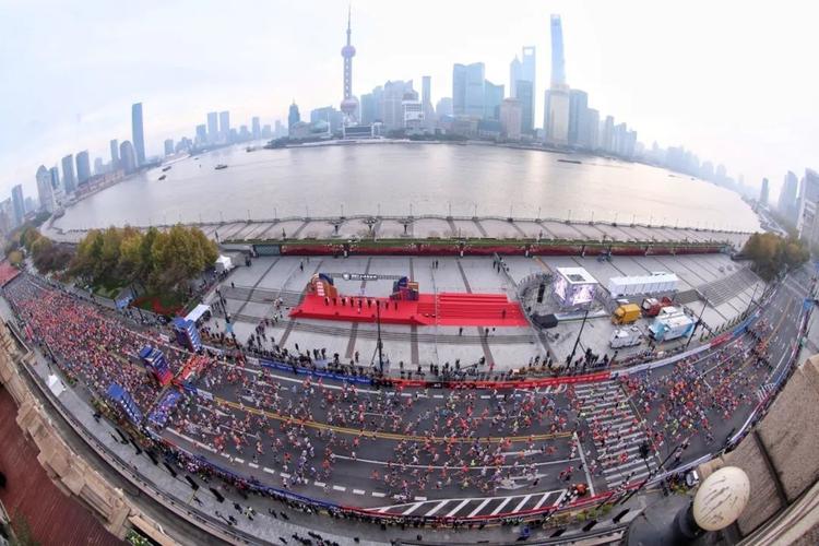 距连续四站卫冕仅差1胜 国乒喜剧人各种带伤鏖战太硬了