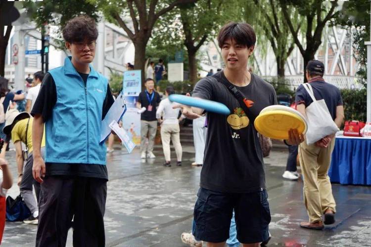 英超卢顿vs纽卡斯尔联 英超卢顿vs纽卡斯尔联