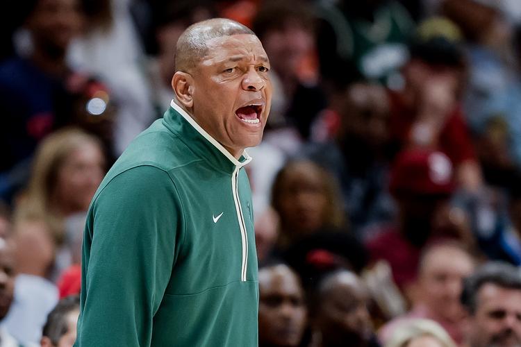 陈婉婷出任中国女足主帅 陈婉婷出任中国女足主帅