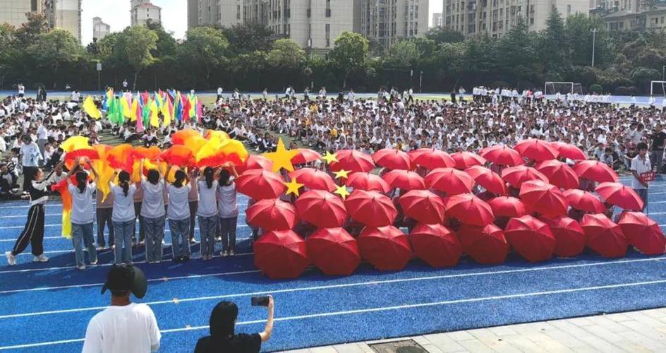 卡佩拉创纪录两双壮举达93场 史上罕见无失误场次榜首 卡佩拉创纪录两双壮举达93场 史上罕见无失误场次榜首