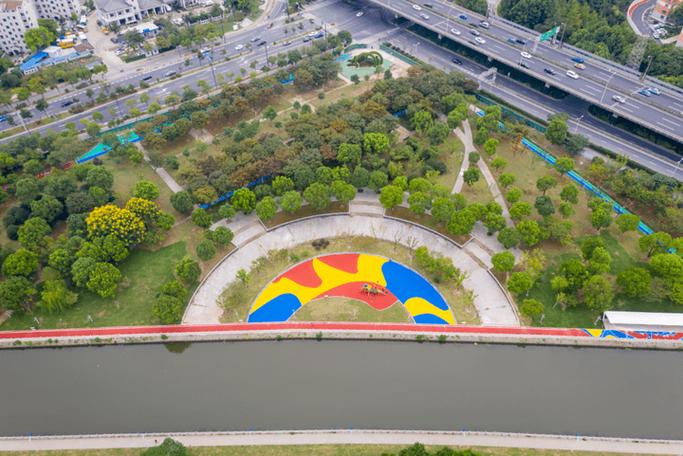 东契奇与米切尔对决 独行侠胜爵士 数据亮点