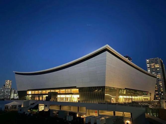 快艇作客屠狼在望