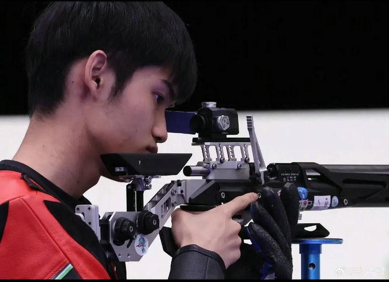 湖人队正式达成詹姆斯 湖人队正式达成詹姆斯