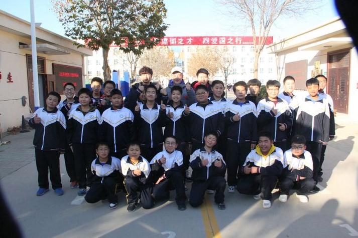 国家二级垒球要多少米