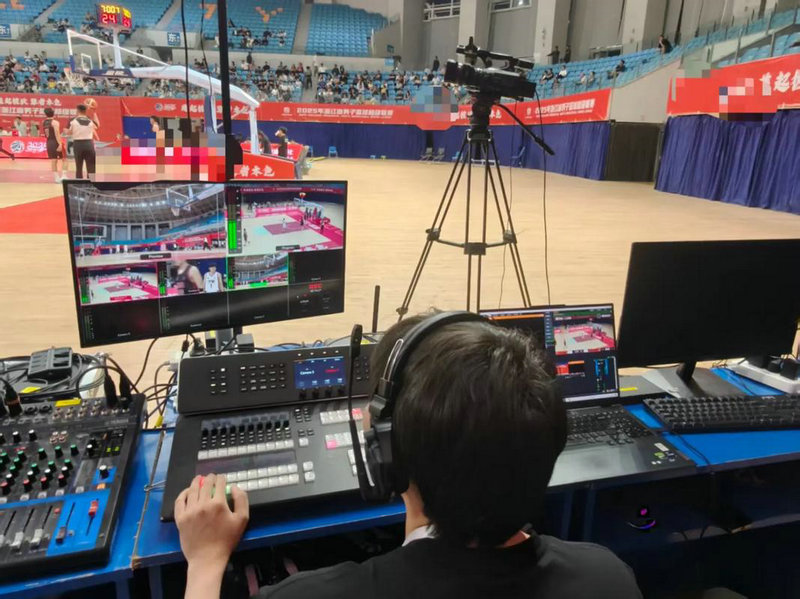 布克佩恩巴恩斯齐发挥 太阳胜国王精彩数据