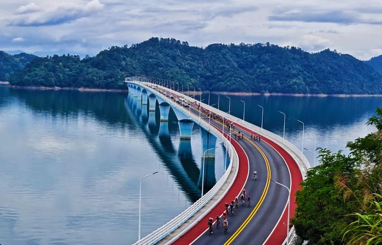 中乙大连鲲城官方 陈荣、任威、钟梓沁正式加盟球队