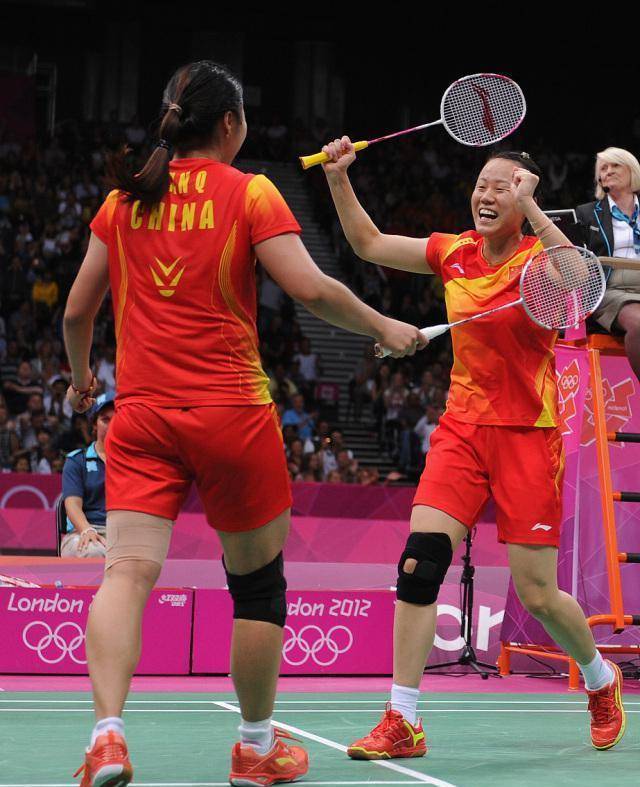 篮球过人技巧简单实用 篮球过人技巧简单实用