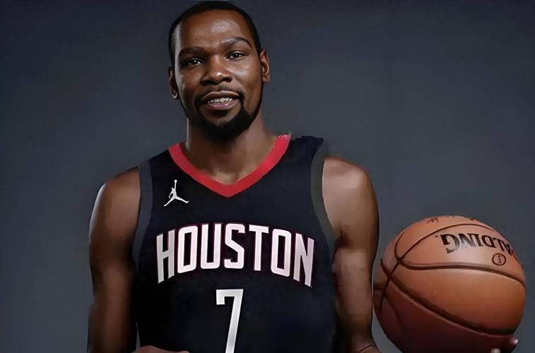 球探周报观察周琦表现 选秀趋势与专业洞察未来预测 球探周报观察周琦表现 选秀趋势与专业洞察未来预测