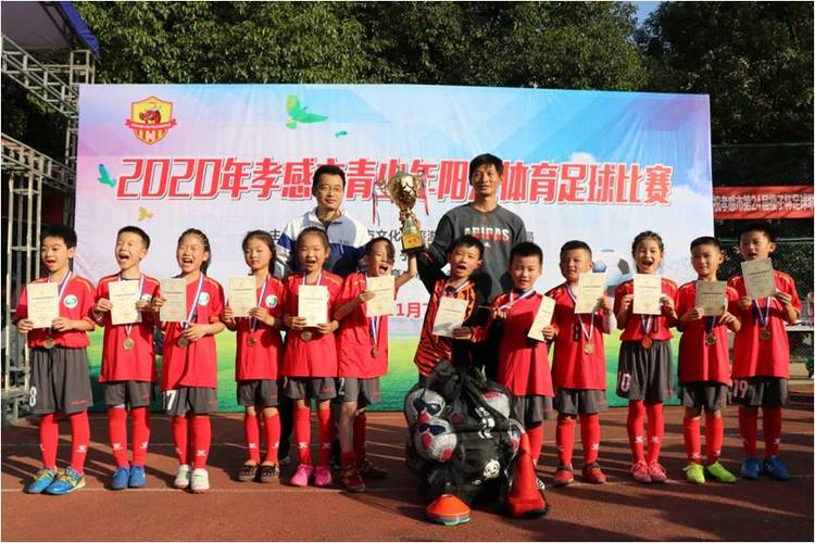 蛙泳技巧快而不累 蛙泳技巧快而不累