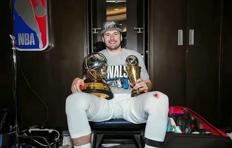 书豪目标坚定新赛季再启 担任防守队长 打造强悍铁军 书豪目标坚定新赛季再启 担任防守队长 打造强悍铁军