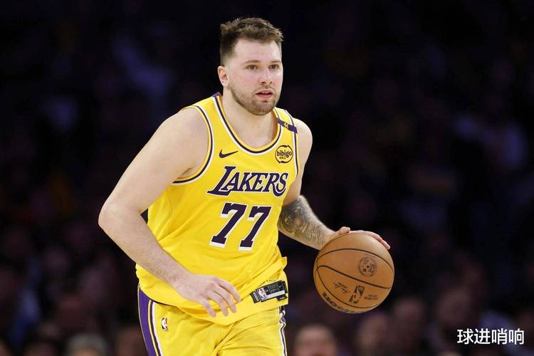 绿军胜魔术连胜 球场新势力崭露头角