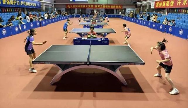 黄蜂三巨头强势胜雷霆 布里奇斯与罗齐尔联手爆发表现