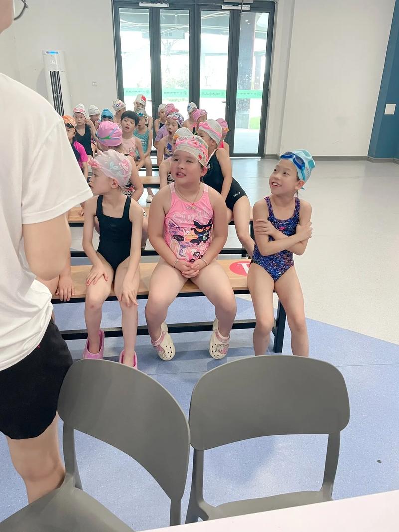 报告揭科比直升机飞行员迷失方向 大雾中误判 报告揭科比直升机飞行员迷失方向 大雾中误判