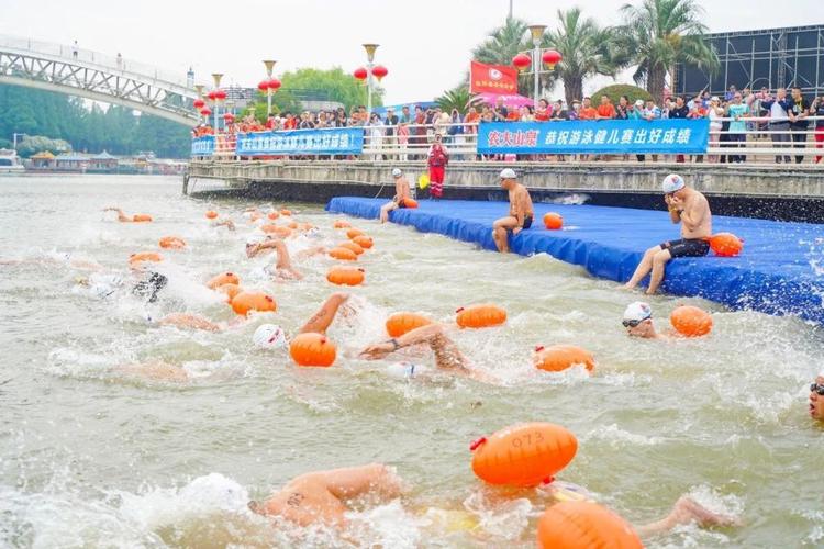 老将哈斯勒姆告别赛场从无名新秀到三次夺魁历程 老将哈斯勒姆告别赛场从无名新秀到三次夺魁历程