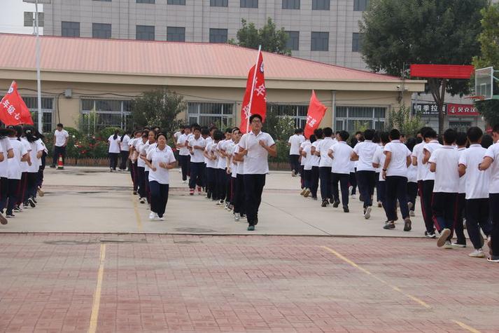 火箭与76人 对决背后的故事与看点 火箭与76人 对决背后的故事与看点