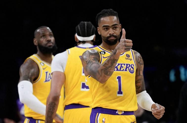 霍华德与纳什对话现代篮球常规表现 NBA新篇章 霍华德与纳什对话现代篮球常规表现 NBA新篇章