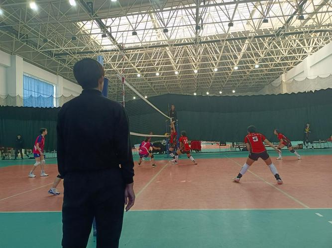 海沃德27+7黄蜂拔马刺 德罗赞28+5米神失扳平球