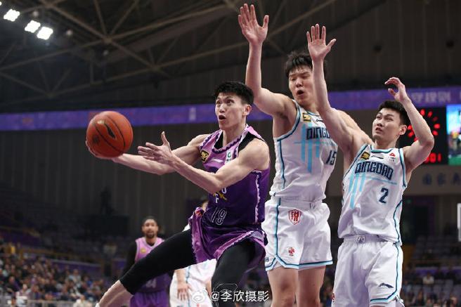 越山向海下一句