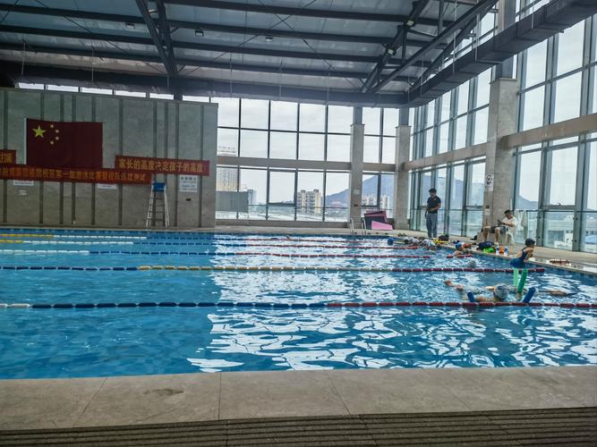 举重冠军李雯雯个人资料 举重冠军李雯雯个人资料