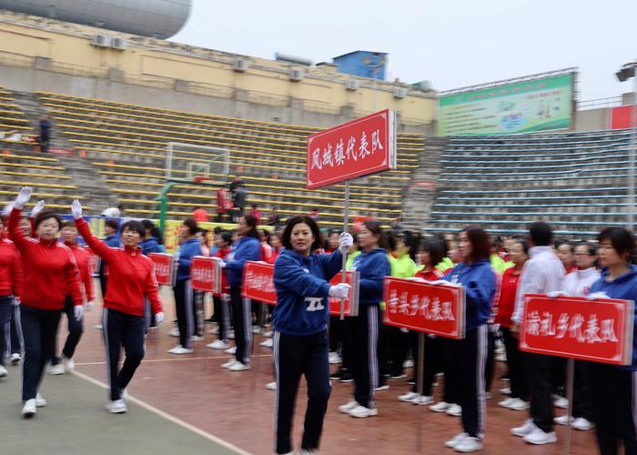 盗字母哥账号黑客被锁定 系16岁少年盗号为泡妞 盗字母哥账号黑客被锁定 系16岁少年盗号为泡妞