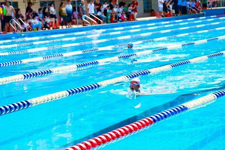 豪斯不在乎首发还是替补 只想为胜利全情投入 豪斯不在乎首发还是替补 只想为胜利全情投入