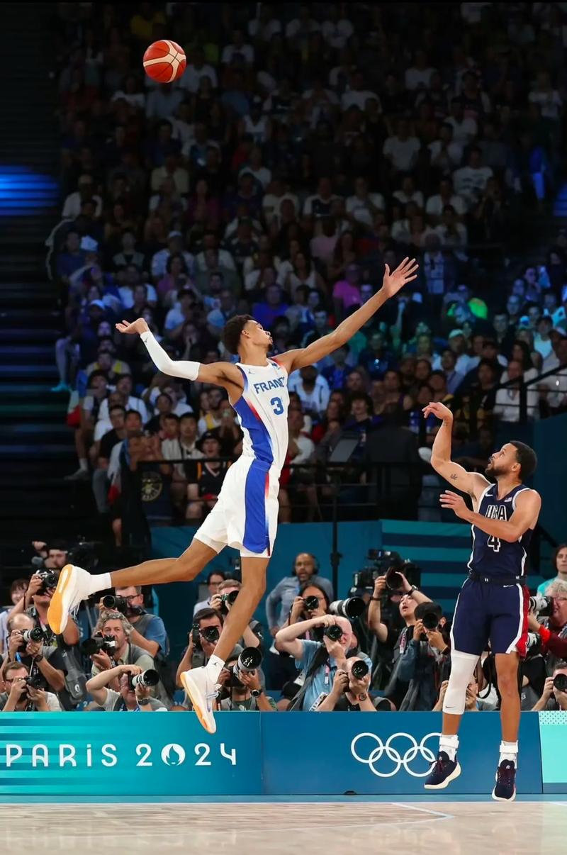 皇马vs巴黎18决赛 皇马vs巴黎3-1全场录像 皇马vs巴黎18决赛 皇马vs巴黎3-1全场录像