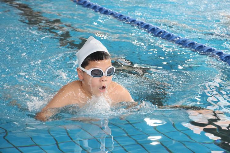 田卿和赵芸蕾谁漂亮 田卿赵芸蕾张楠真实关系