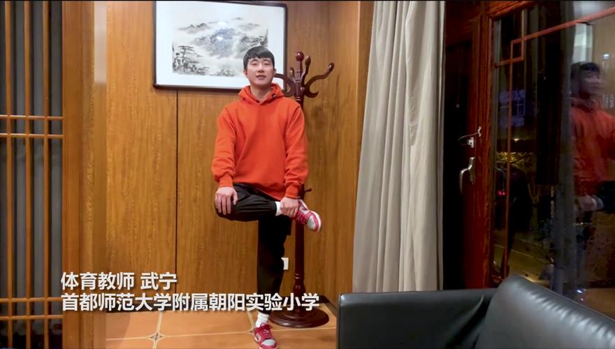 杨万里的简介(南宋诗人杨万里爱国忧民,诗文如 杨万里的简介(南宋诗人杨万里爱国忧民,诗文如