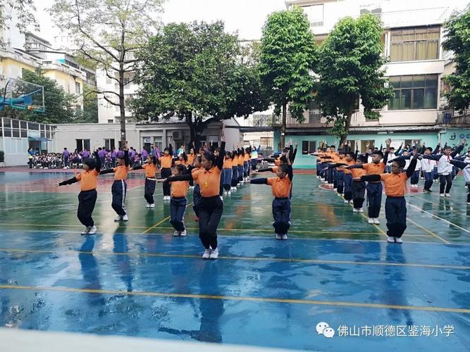 科勒发短信给哈登宣布分手 ***友嘲笑被甩 科勒发短信给哈登宣布分手 ***友嘲笑被甩