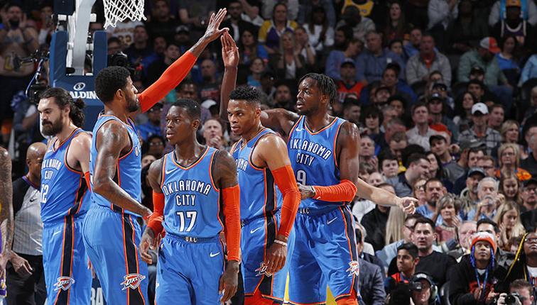 美媒湖人要小心邓肯罗宾逊 三分有回暖趋势 美媒湖人要小心邓肯罗宾逊 三分有回暖趋势