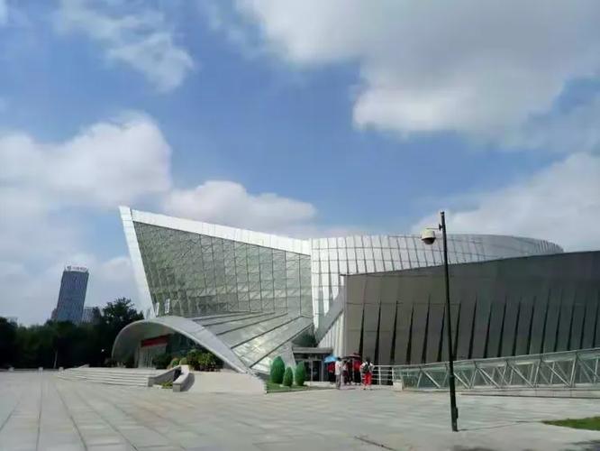 洛博特卡谈巴萨传闻 我想为顶级俱乐部效力 如果有报价我愿意去