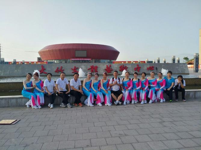 科比欢迎詹姆斯 科比欢迎詹姆斯