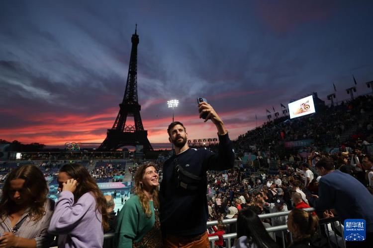 篮网老板不满欧文疯狂举动 或因乖张行为被交易 篮网老板不满欧文疯狂举动 或因乖张行为被交易