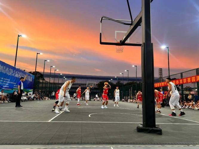 篮球场围栏多少钱一米 篮球场围栏多少钱一米