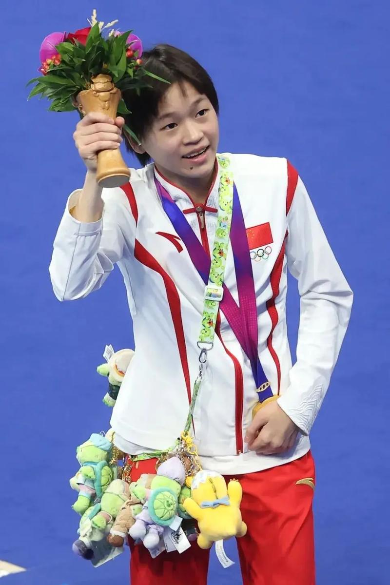 格里芬砍32+8快船21勇士 库里16+15失三分绝杀 格里芬砍32+8快船21勇士 库里16+15失三分绝杀