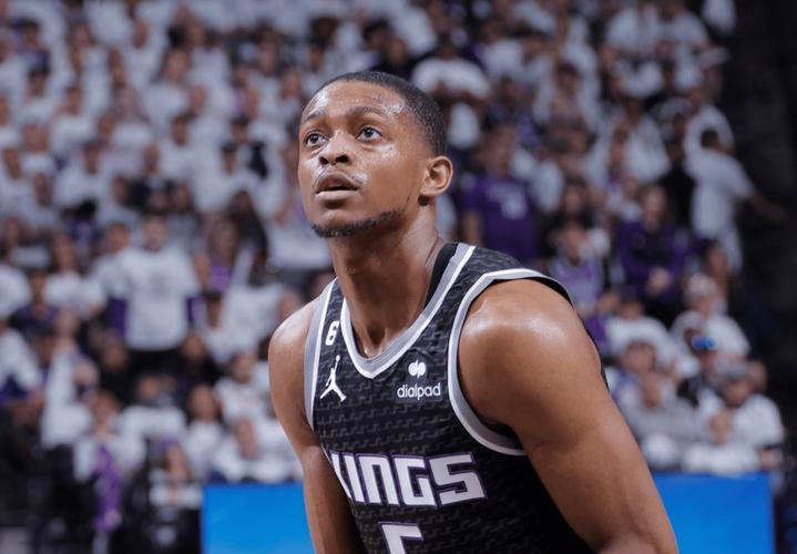 马刺阿德签约背后的薪资策略与巧妙避税方法