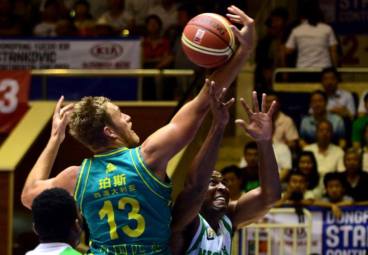 孔卡年薪吓到伊瓜因孔卡近况