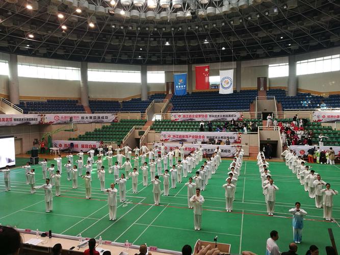 恩佐佩雷斯 后腰 恩佐佩雷斯 后腰