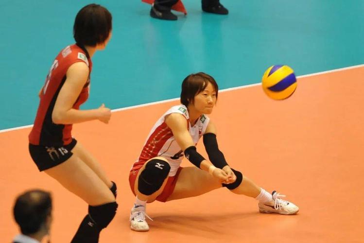 湖人胜魔术 勒布朗卓越发挥赢大战雄鹿字母哥稳扎稳打胜国王