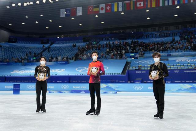 国王遭狼困境幕后真相 新篇章即将开启***关注 国王遭狼困境幕后真相 新篇章即将开启***关注