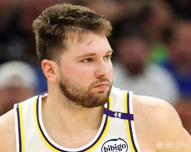 姚明商业之路创新与情感并存的故事 姚明商业之路创新与情感并存的故事