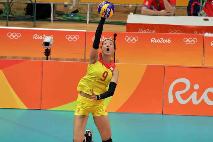 詹姆斯被质疑假摔 詹姆斯被质疑假摔