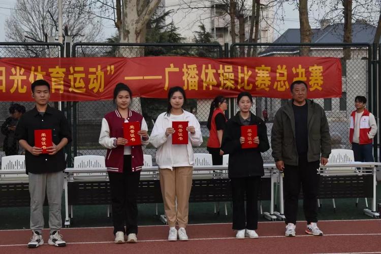 蛙泳的姿势视频教程慢动作 蛙泳的姿势视频教程慢动作