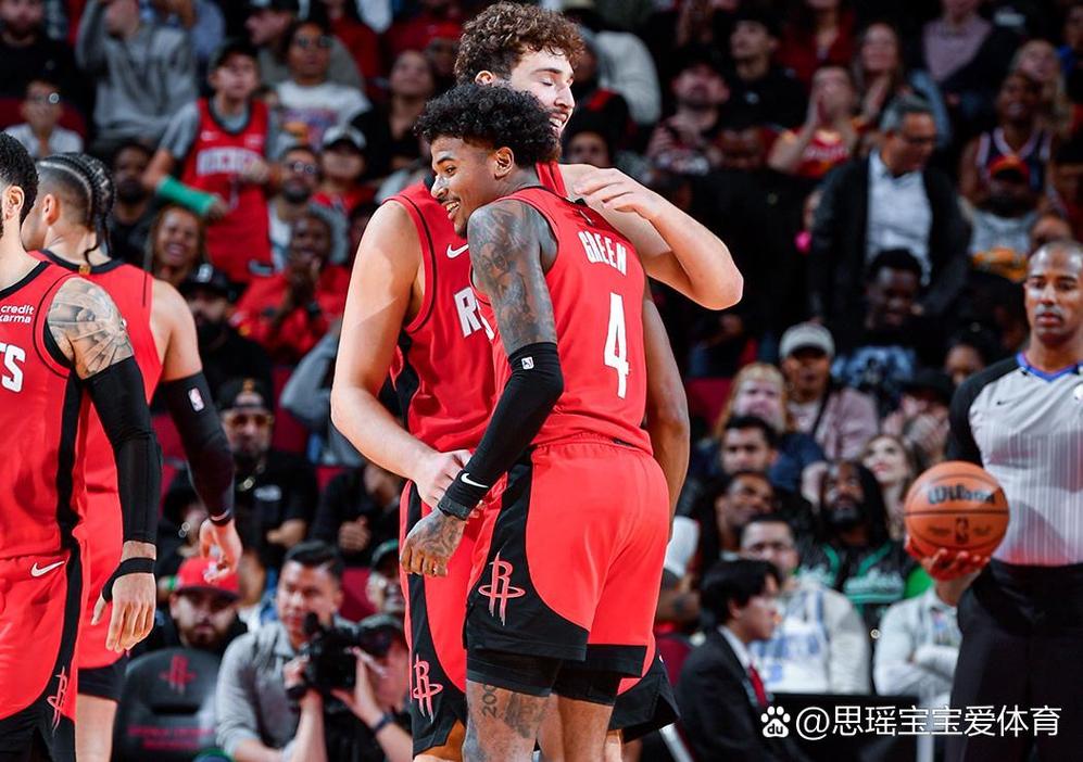 恩比德手术进展与消肿情况关注伤病恢复对季后赛的影响