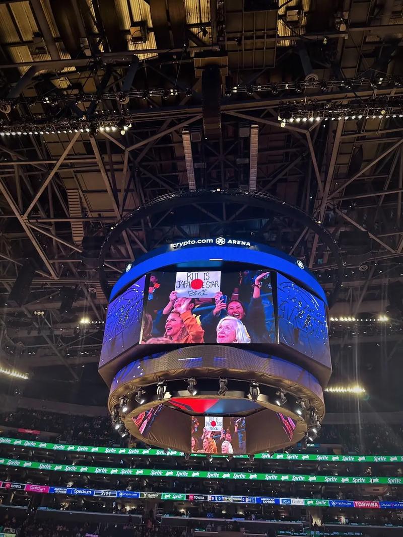 张雨霏世锦赛200米蝶泳摘铜