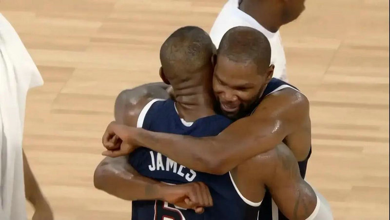 阿根廷记者怒批梅西 阿根廷记者怒批梅西