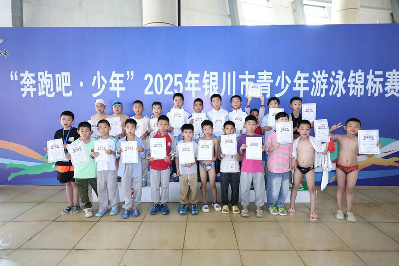 欧文出色表现助独行侠胜勇士 库明加高分 东77伤退忆战况