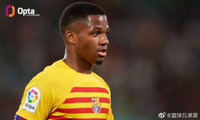 沃顿对第二阵容展现信任 比赛失误多令人担忧 球队表现需调整